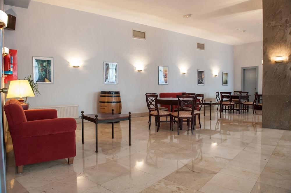 Hotel Unzaga Plaza Éibar المظهر الخارجي الصورة