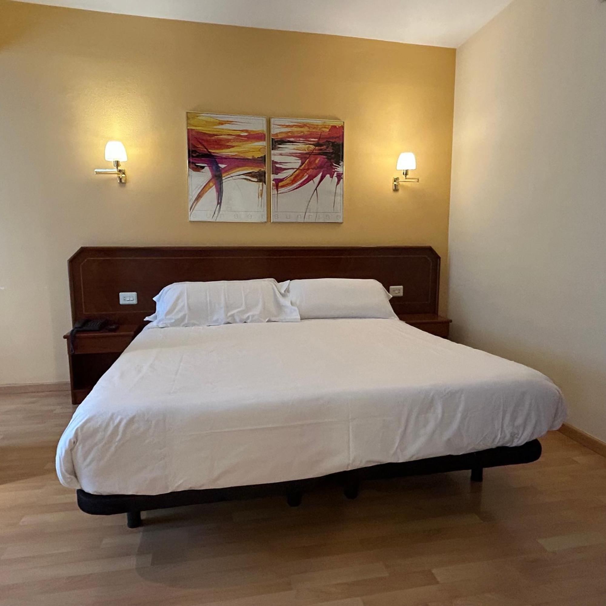 Hotel Unzaga Plaza Éibar المظهر الخارجي الصورة