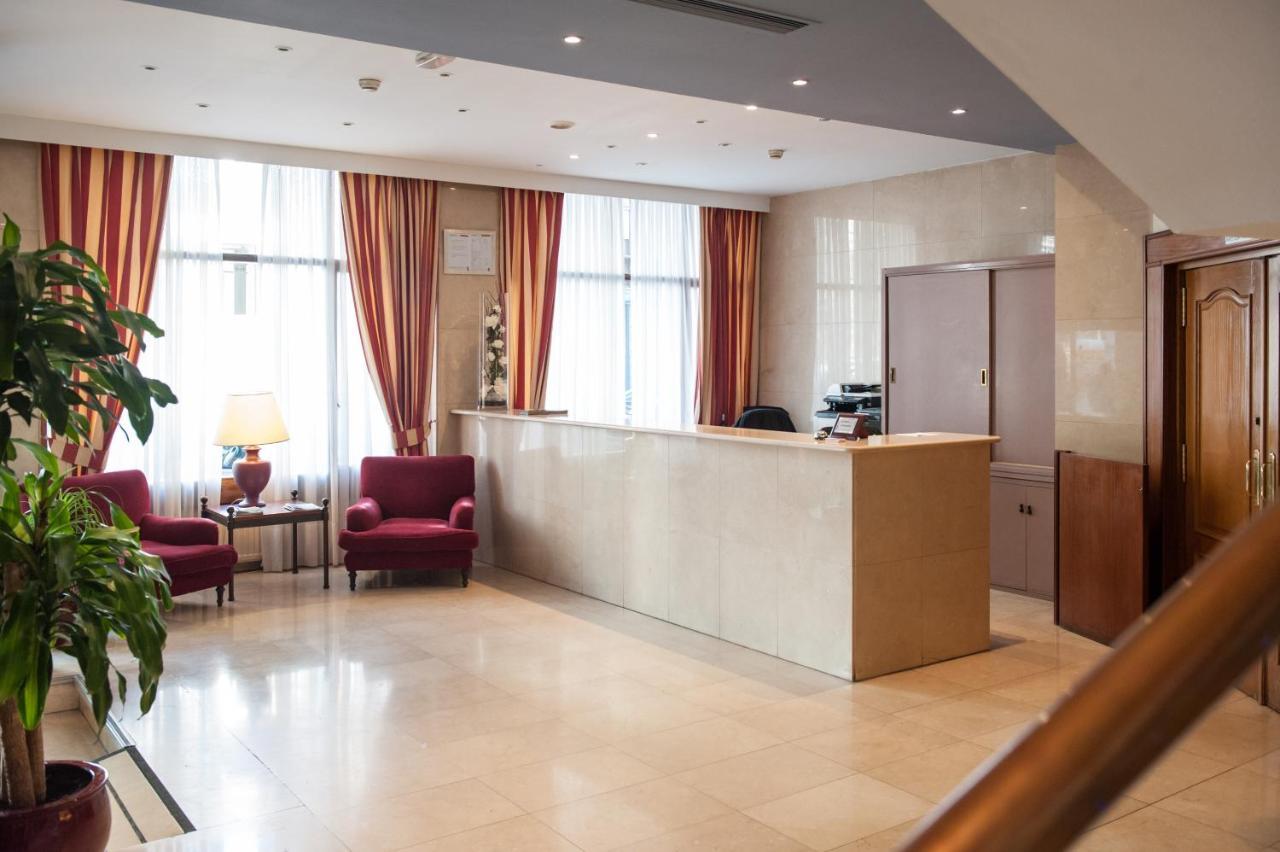 Hotel Unzaga Plaza Éibar المظهر الخارجي الصورة