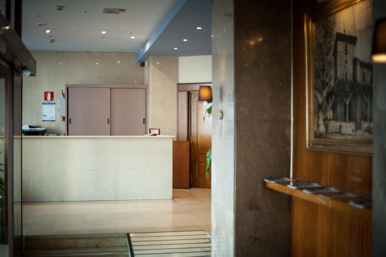 Hotel Unzaga Plaza Éibar المظهر الخارجي الصورة